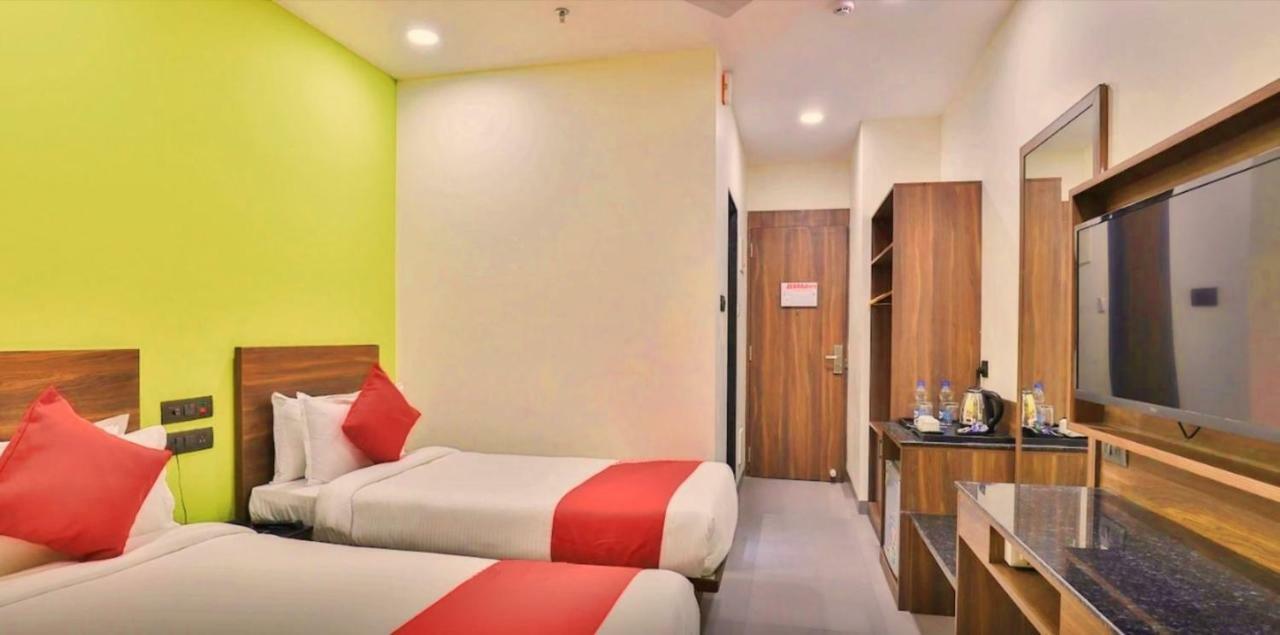 Genx Surat By 1589 Hotels Palsana  ภายนอก รูปภาพ