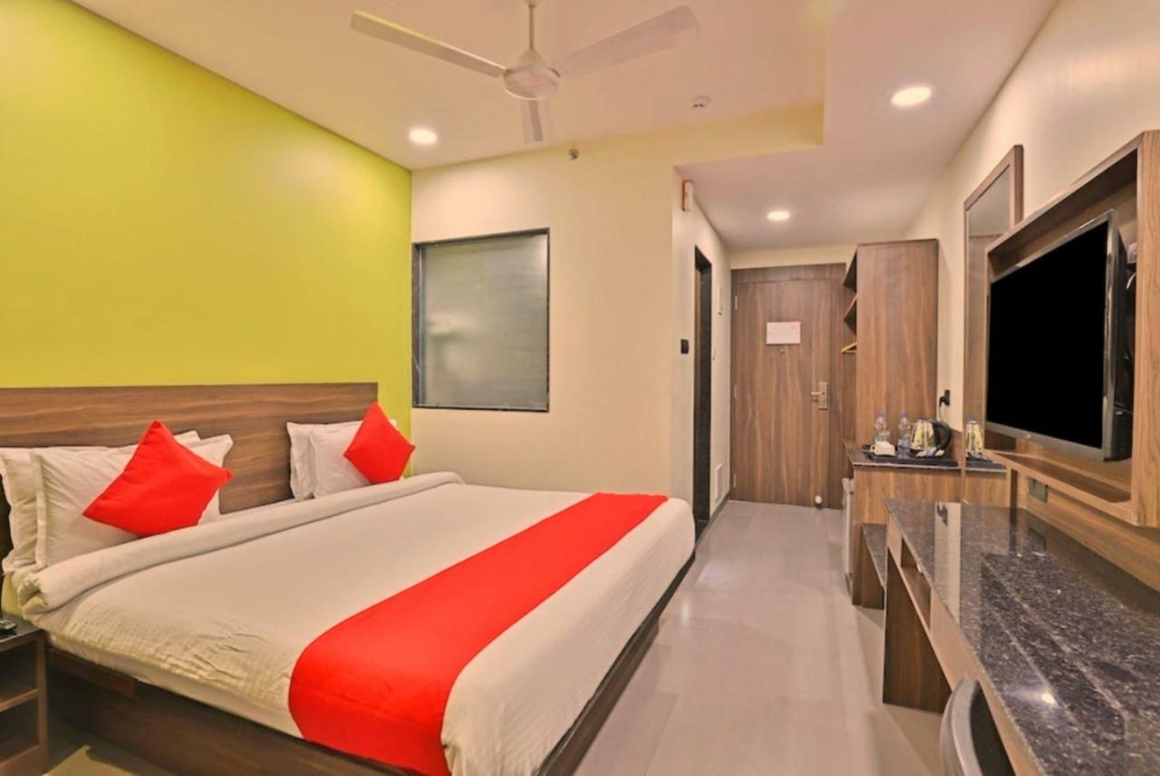 Genx Surat By 1589 Hotels Palsana  ภายนอก รูปภาพ